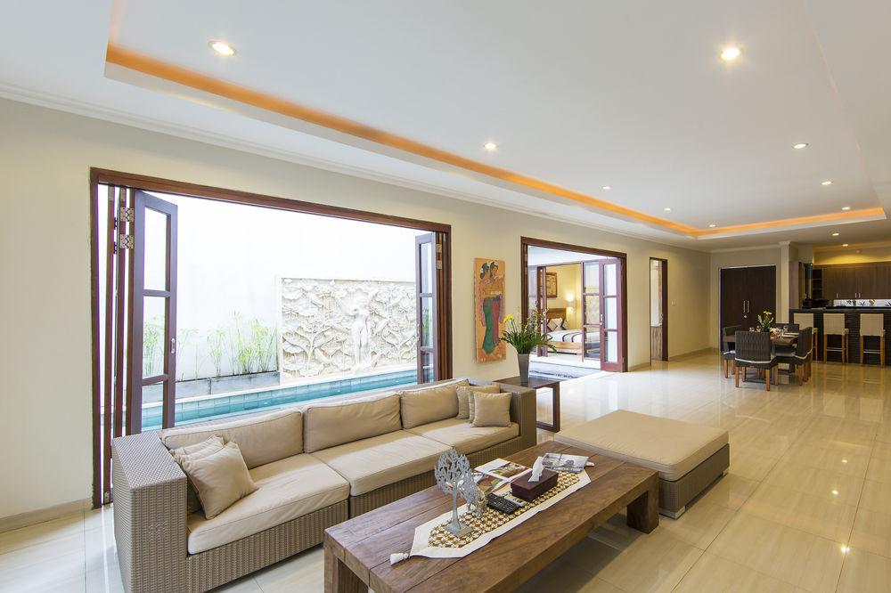 White Lotus Villas Seminyak Buitenkant foto