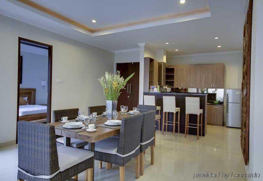 White Lotus Villas Seminyak Buitenkant foto