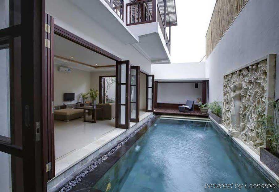White Lotus Villas Seminyak Buitenkant foto