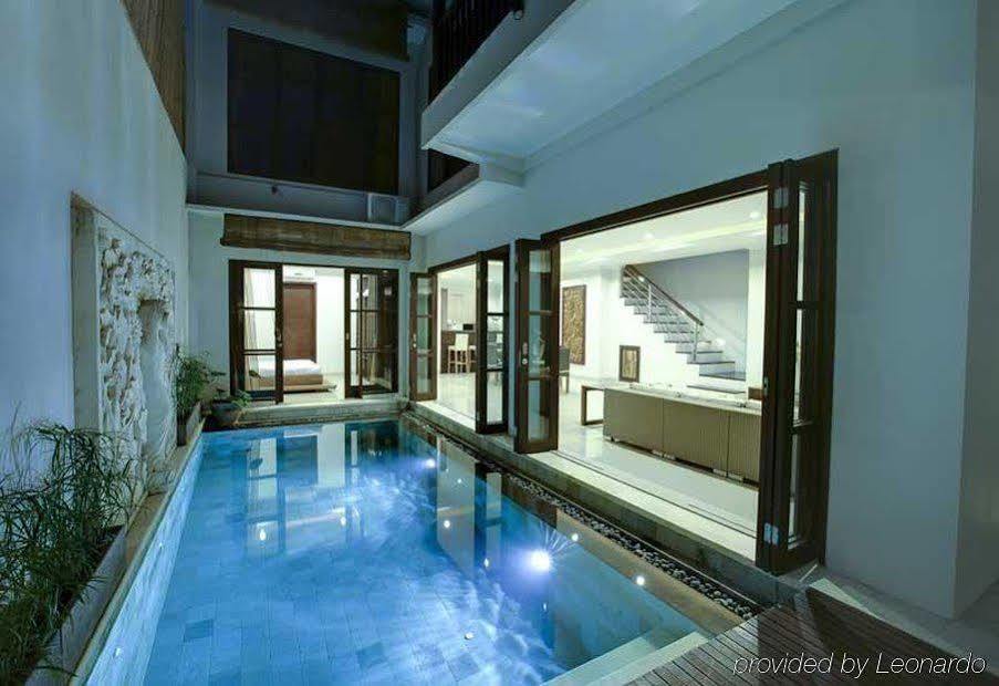 White Lotus Villas Seminyak Buitenkant foto