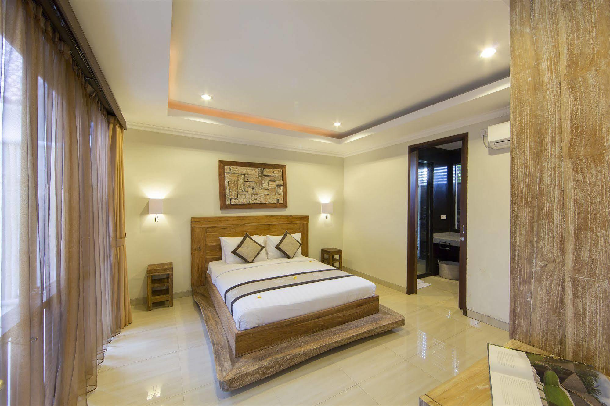 White Lotus Villas Seminyak Buitenkant foto