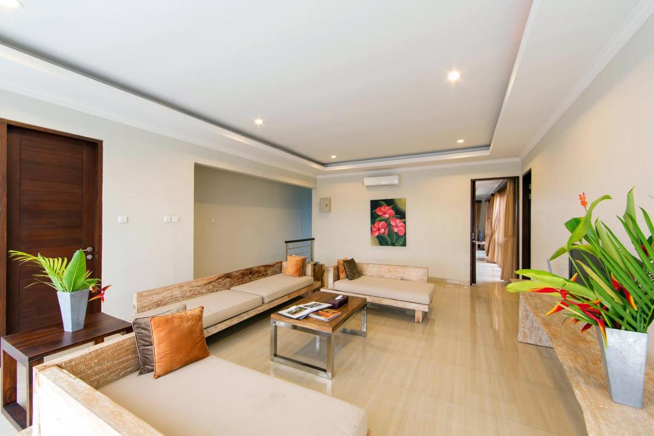White Lotus Villas Seminyak Buitenkant foto