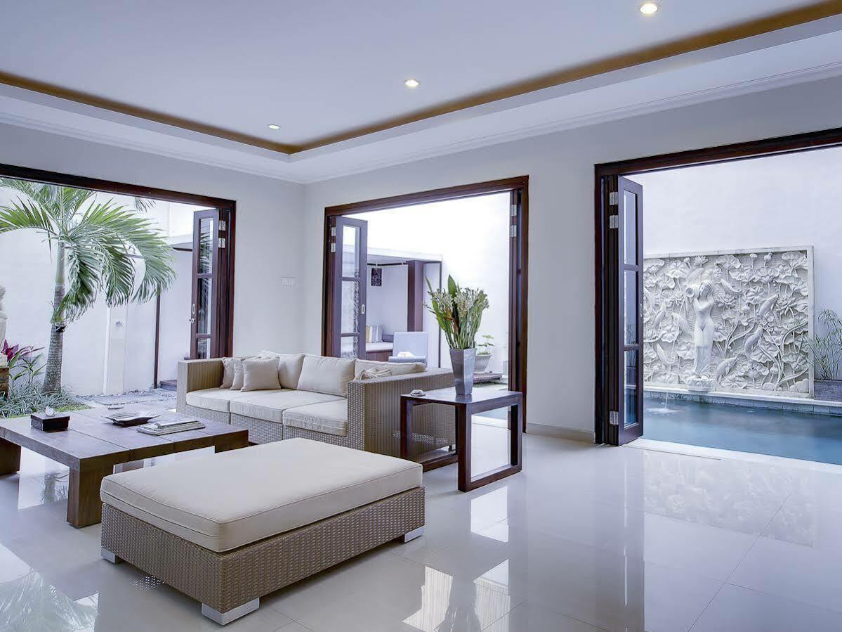 White Lotus Villas Seminyak Buitenkant foto